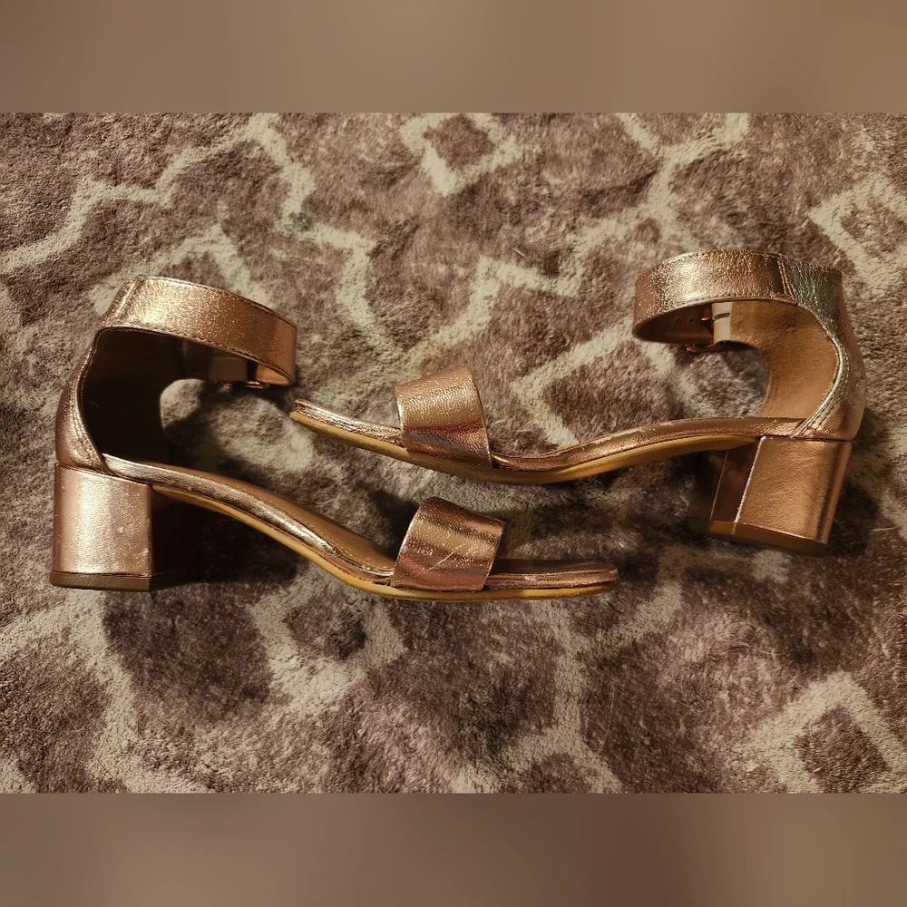 Carvela Kurt Geiger Rose Gold 2.5 Inch Strappy Block Heels Buckle Closure Sz 37 - Picture 4 of 11